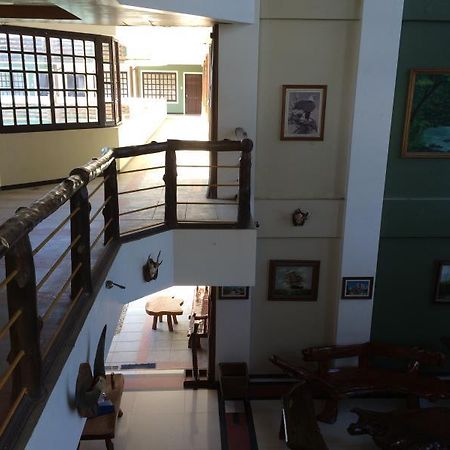 White Beach Resort Bar & Restaurant 波尔多·格尼拉 外观 照片