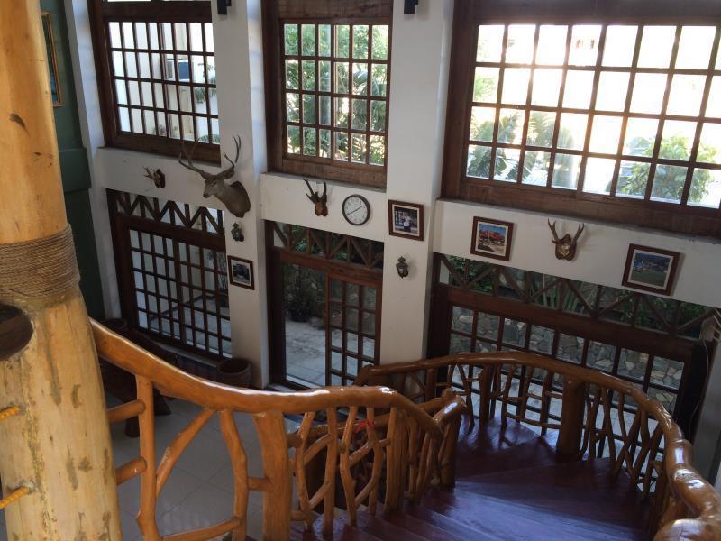 White Beach Resort Bar & Restaurant 波尔多·格尼拉 外观 照片